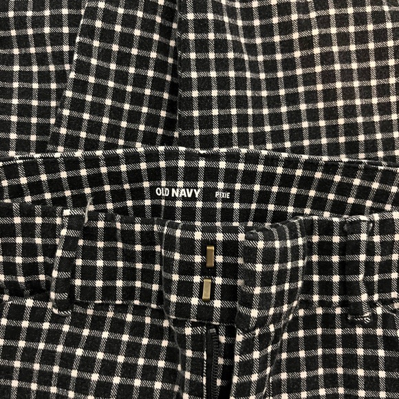 Old Navy Pixie Pants, Checker Print, Size 2 - Picture 4 of 7